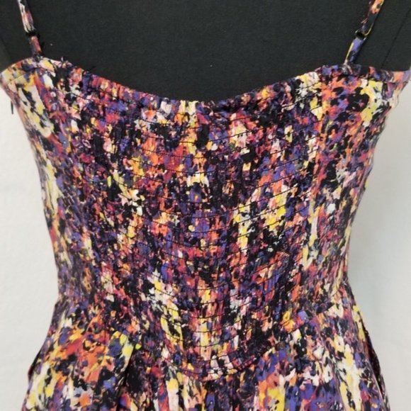 Floral Patterned Romper Cuffed Material Girl M - Picture 5 of 6